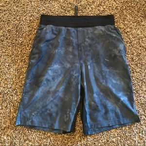 Lululemon Small 7” liner less blue blend shorts